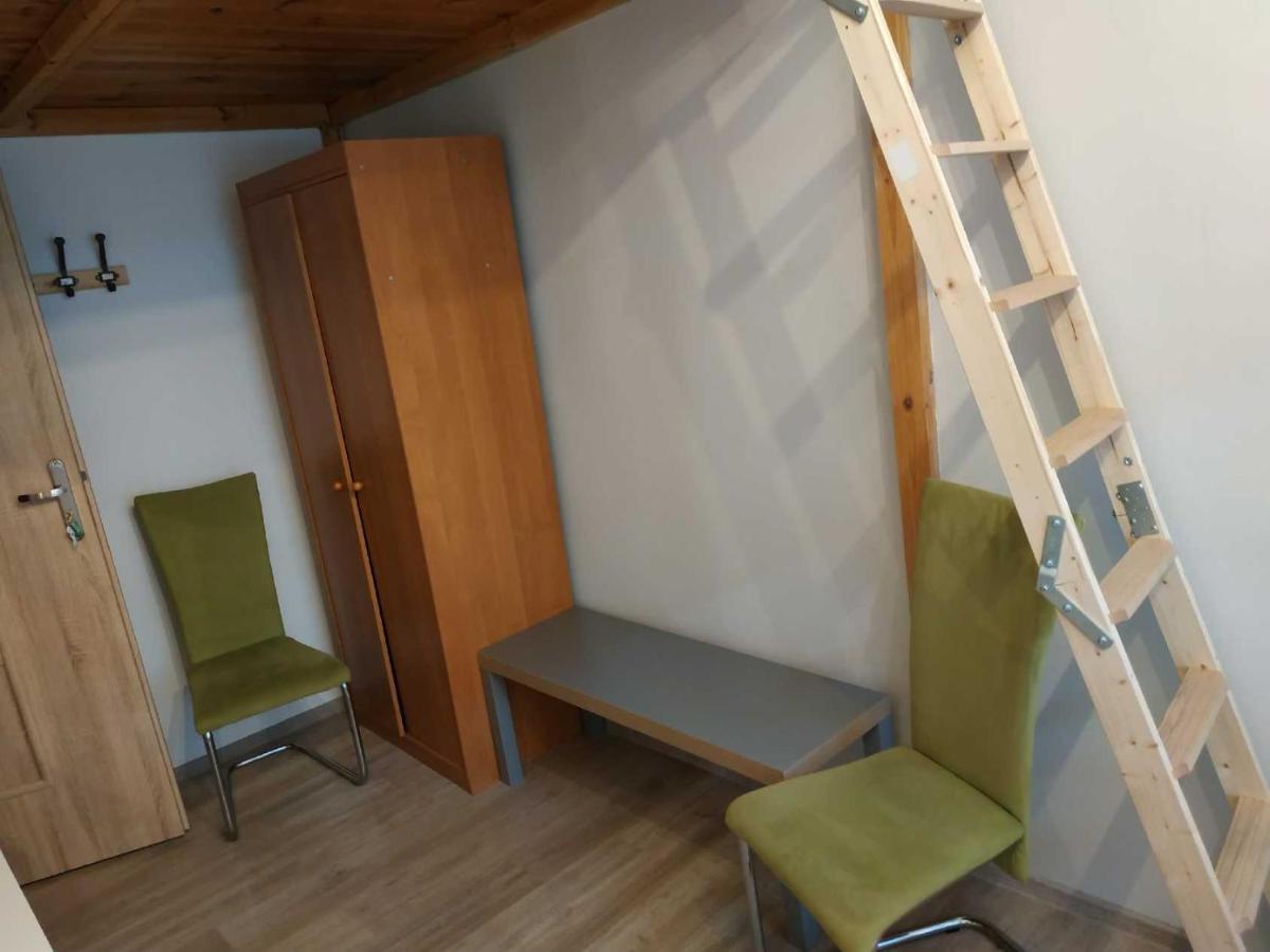 Rejtana Street Hostel Вроцлав Экстерьер фото